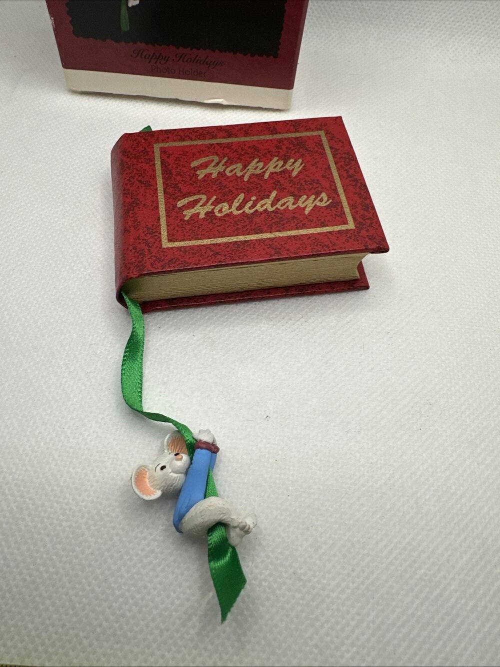 1995 Hallmark Keepsake Christmas Ornament Happy Holidays Photo Holder Mouse Book